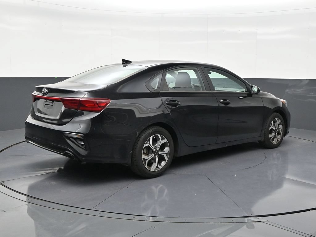 Used 2020 Kia Forte LXS FWD image 5