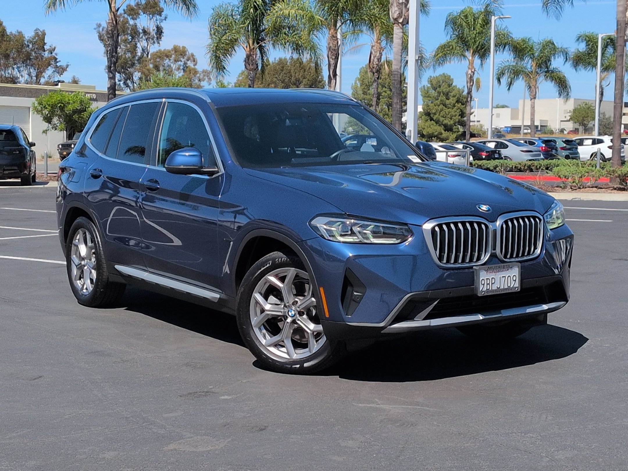 Used 2023 BMW X3 xDrive30i w/ Premium Package AWD/4WD image 2