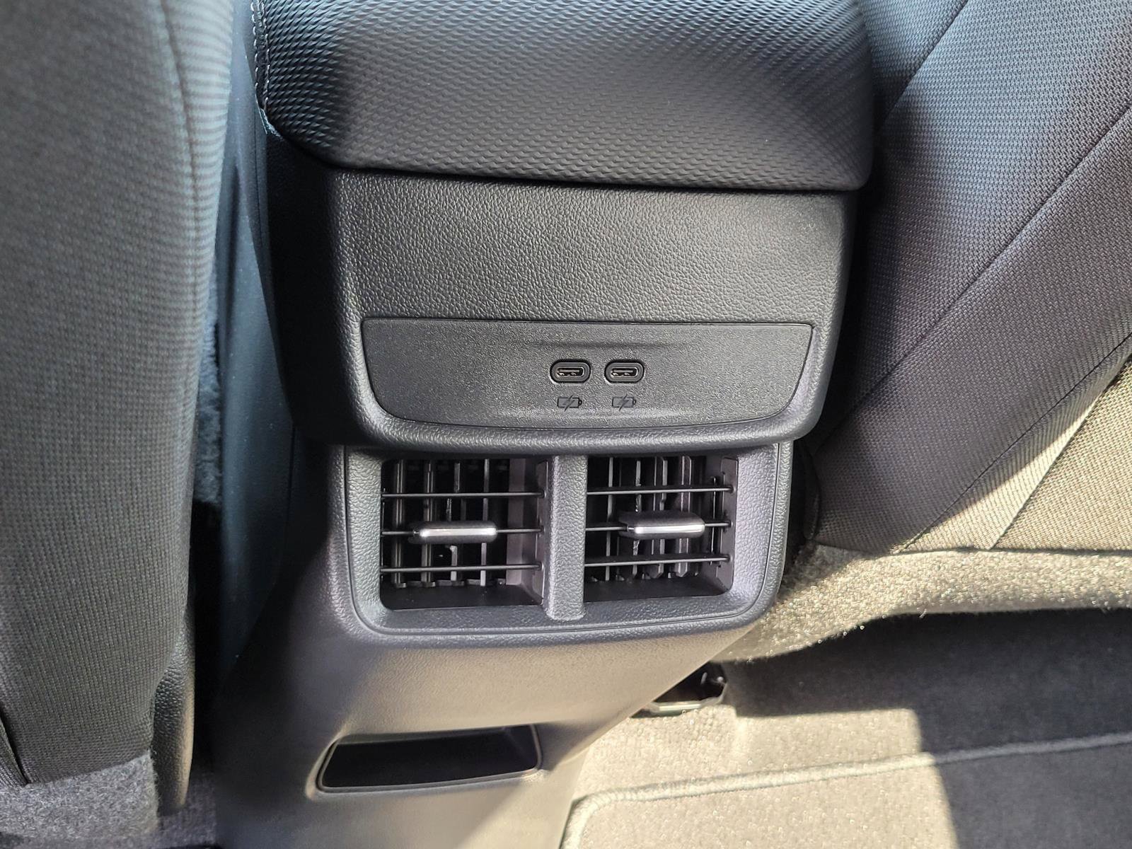 New 2027 Chevrolet Equinox LT FWD image 12