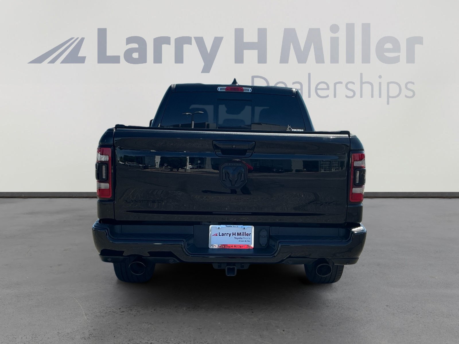 Used 2021 RAM 1500 Limited w/ Night Edition AWD/4WD image 4
