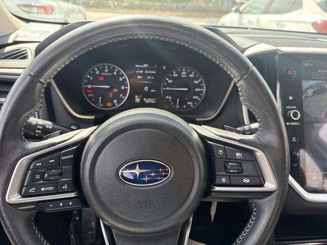 Used 2023 Subaru Ascent Premium image 31