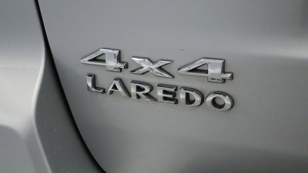 Used 2012 Jeep Grand Cherokee Laredo image 15