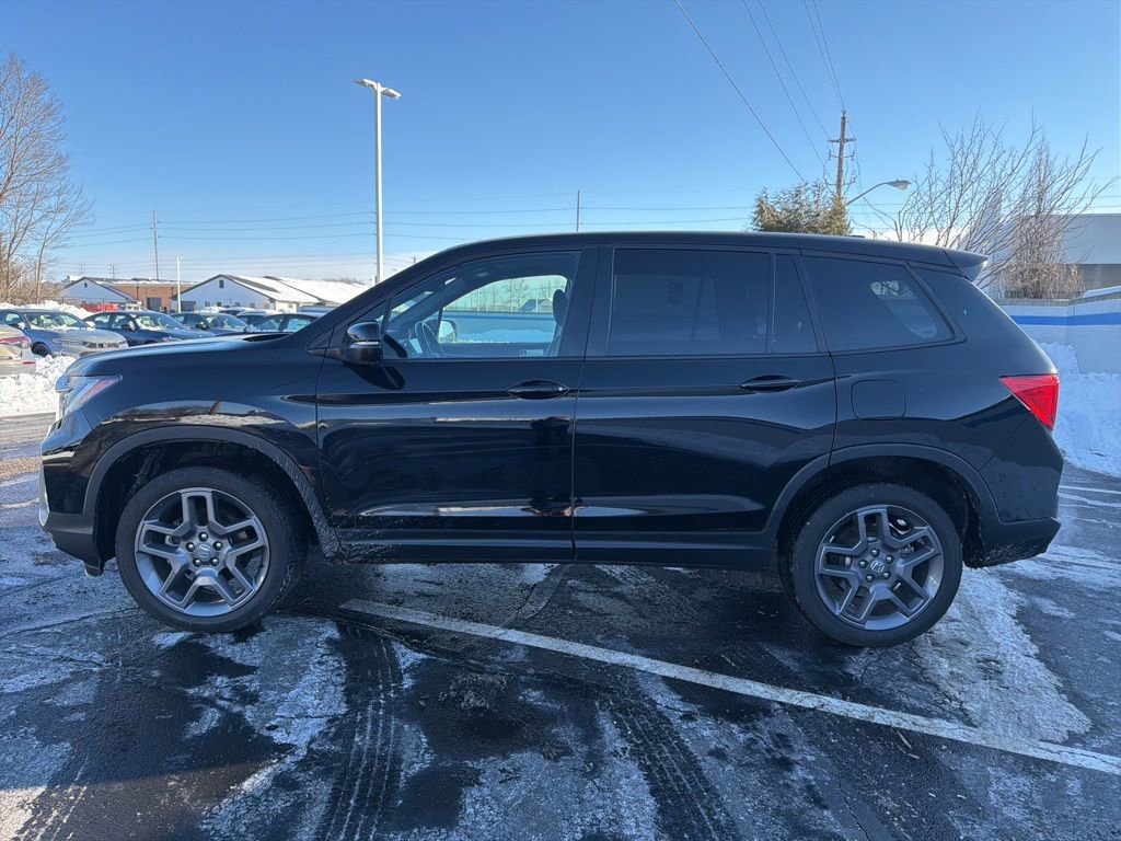 Certified 2023 Honda Passport EX-L image 2