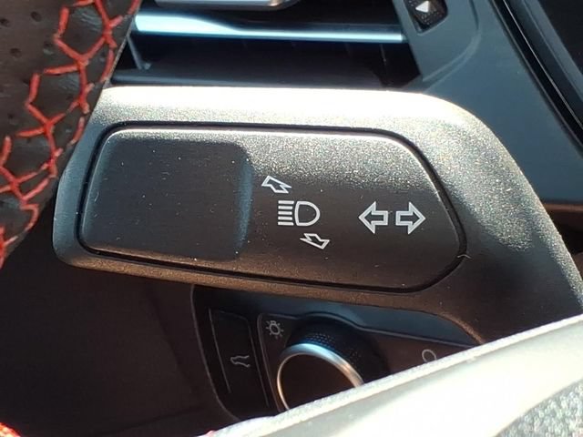 Used 2024 Ford Escape ST-Line w/ Tech Pack #1 AWD/4WD image 27