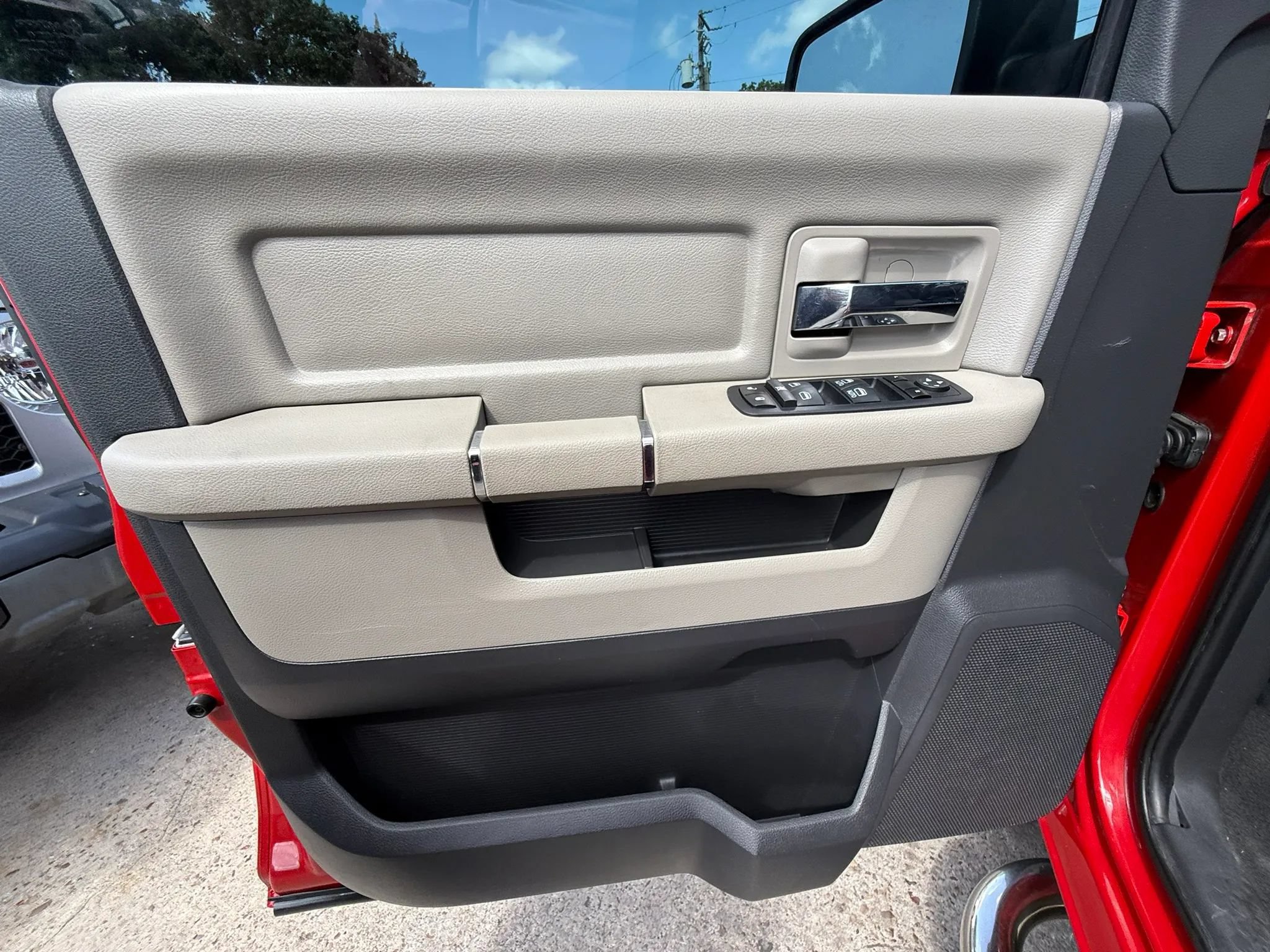 Used 2011 RAM 1500 Lone Star AWD/4WD image 16