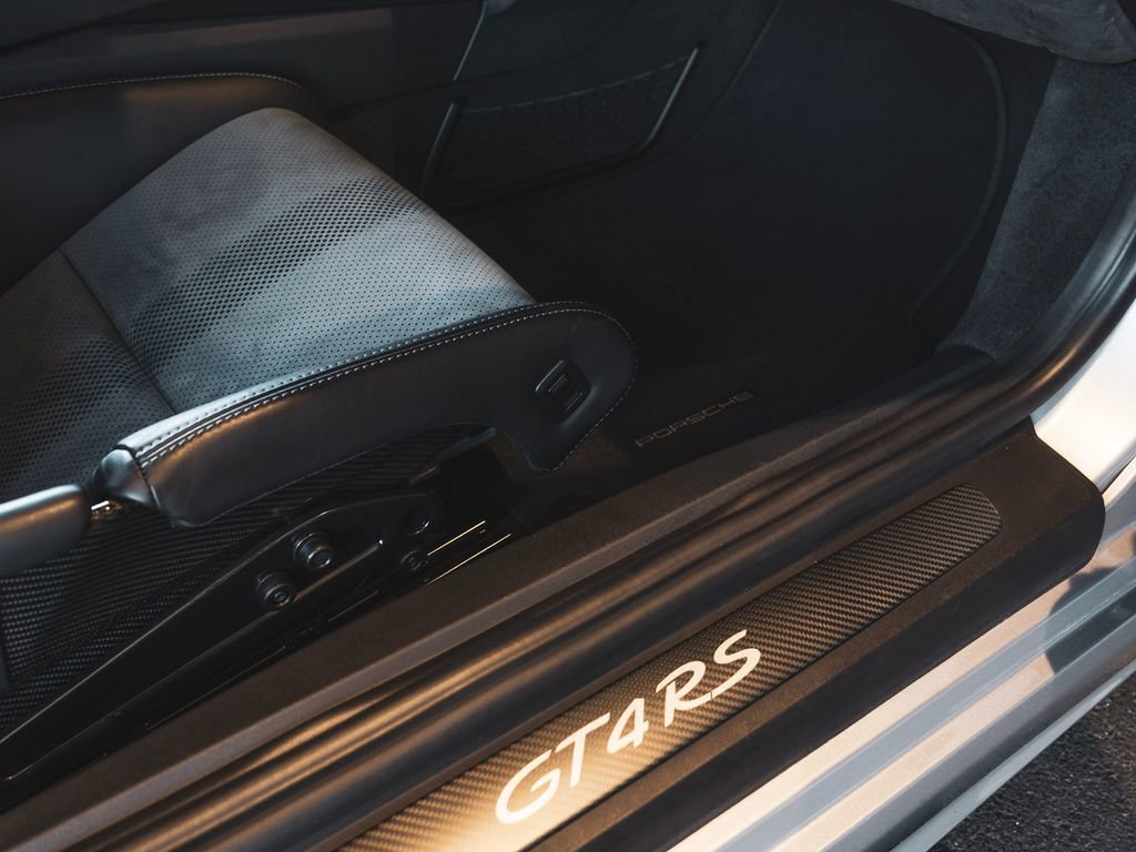 Used 2024 Porsche 718 Cayman GT4 RS image 32