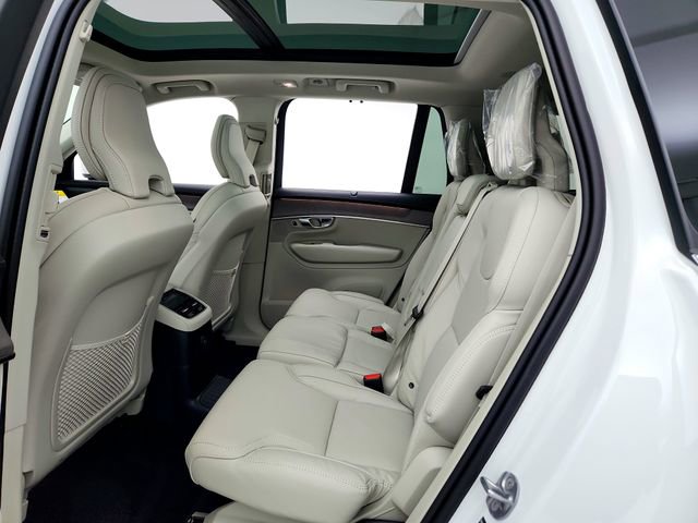 New 2026 Volvo XC90 T8 Ultra w/ Protection Package Premier image 26