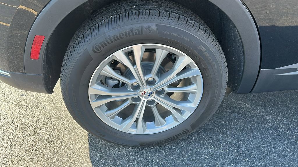 Used 2023 Buick Envision Preferred image 9