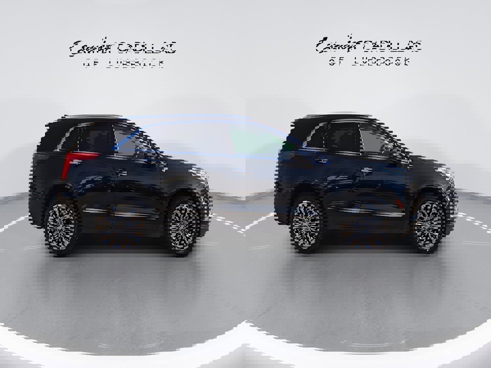 Used 2017 Cadillac XT5 Premium Luxury image 9