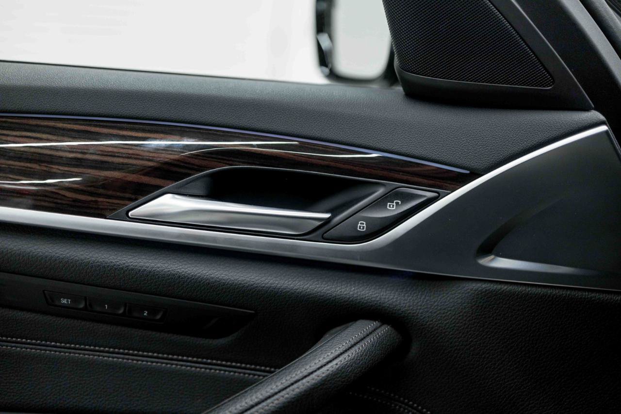 Used 2019 BMW 540i w/ M Sport Package RWD image 39