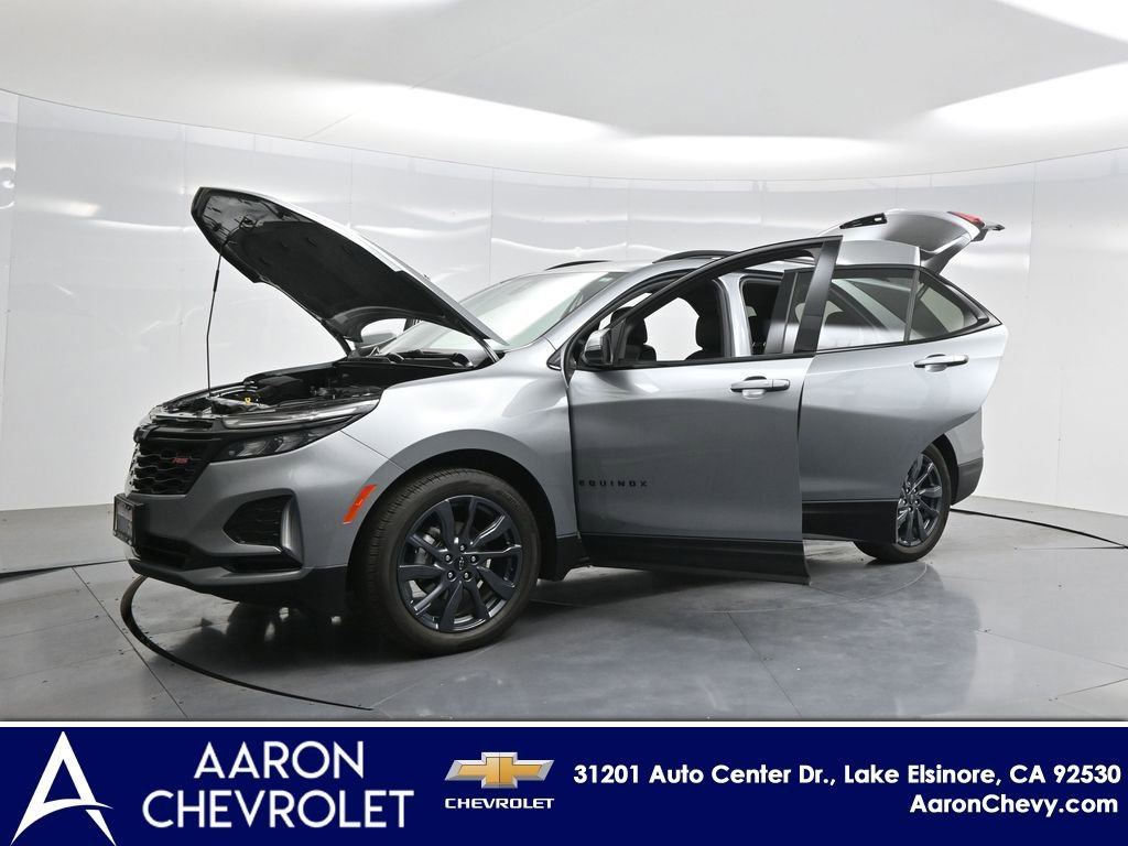 New 2024 Chevrolet Equinox RS image 30