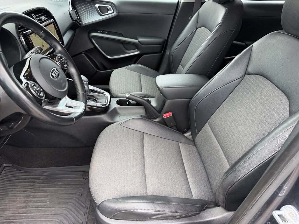 Used 2020 Kia Soul EX w/ Option Group 015 FWD image 10