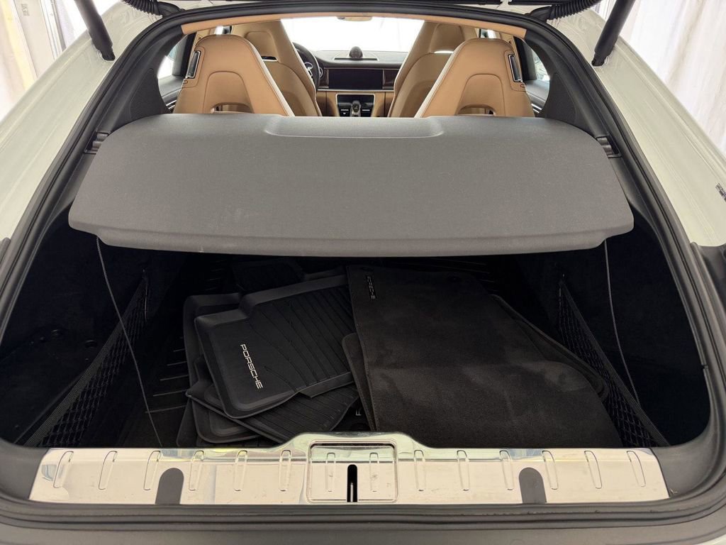 Used 2023 Porsche Panamera 4 Platinum Edition AWD/4WD image 28