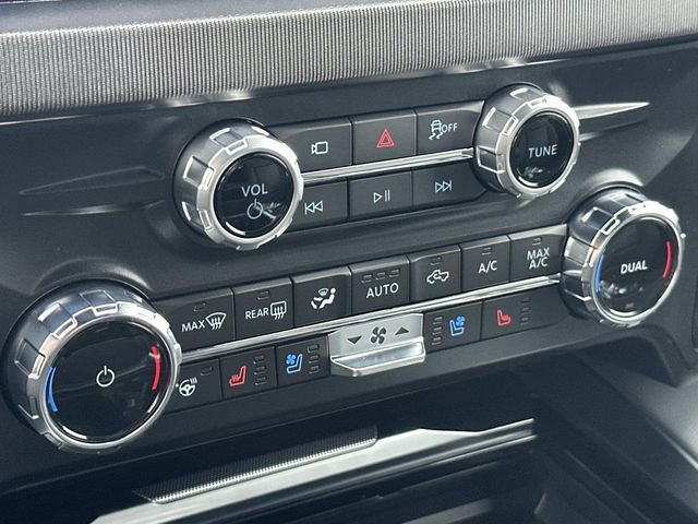 New 2026 Ford F250 Platinum image 32