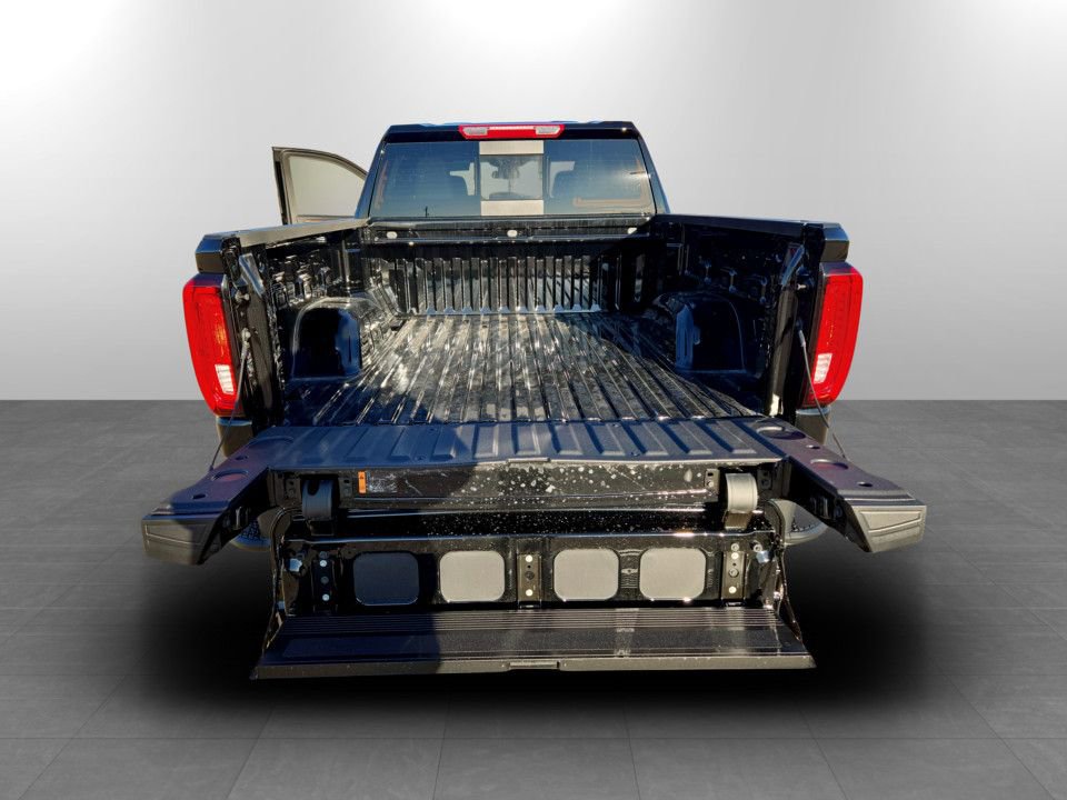 New 2026 GMC Sierra 1500 SLT w/ SLT Convenience Package image 33