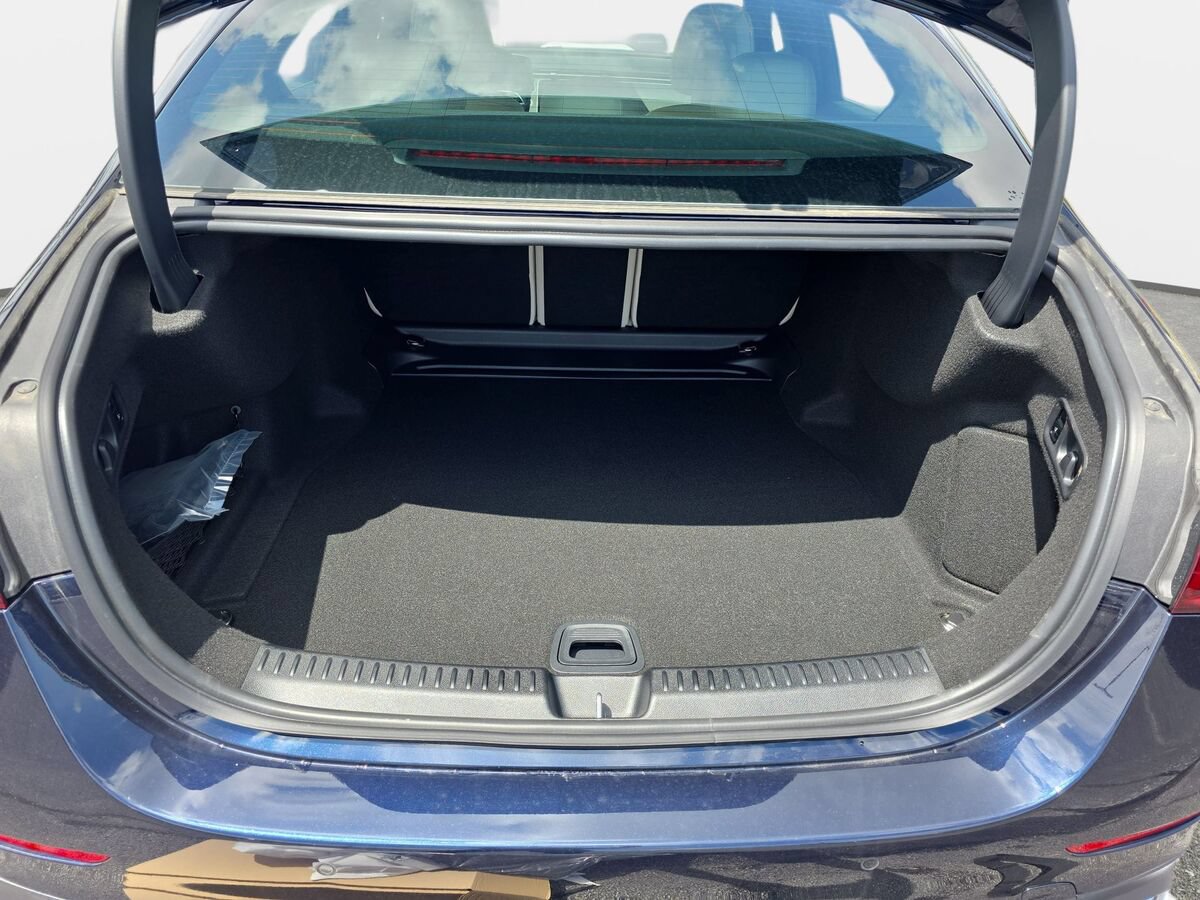 New 2026 Mercedes-Benz E 350 Sedan image 12