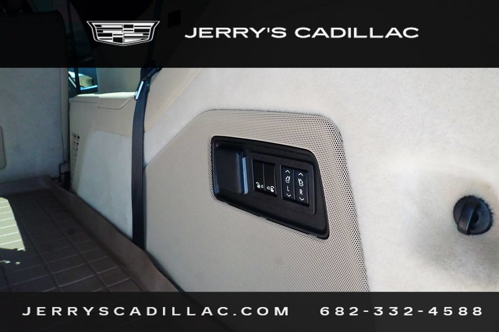Used 2024 Cadillac Escalade Premium Luxury w/ Performance Package AWD/4WD image 27