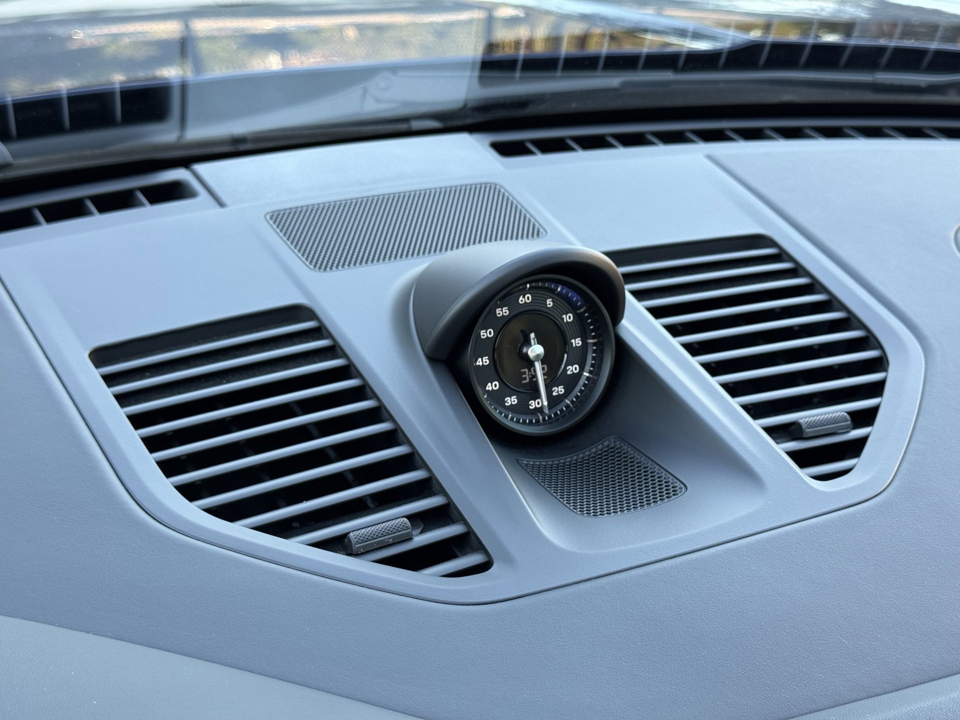 Used 2025 Porsche 911 Carrera S image 15