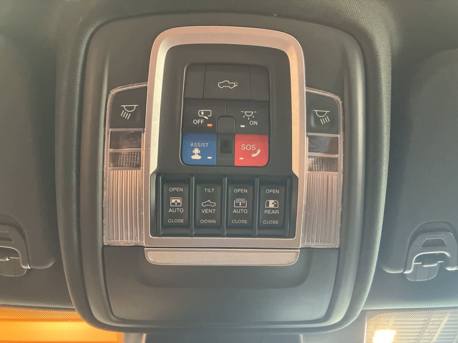Used 2021 RAM 1500 Limited w/ Trailer Tow Group AWD/4WD image 25