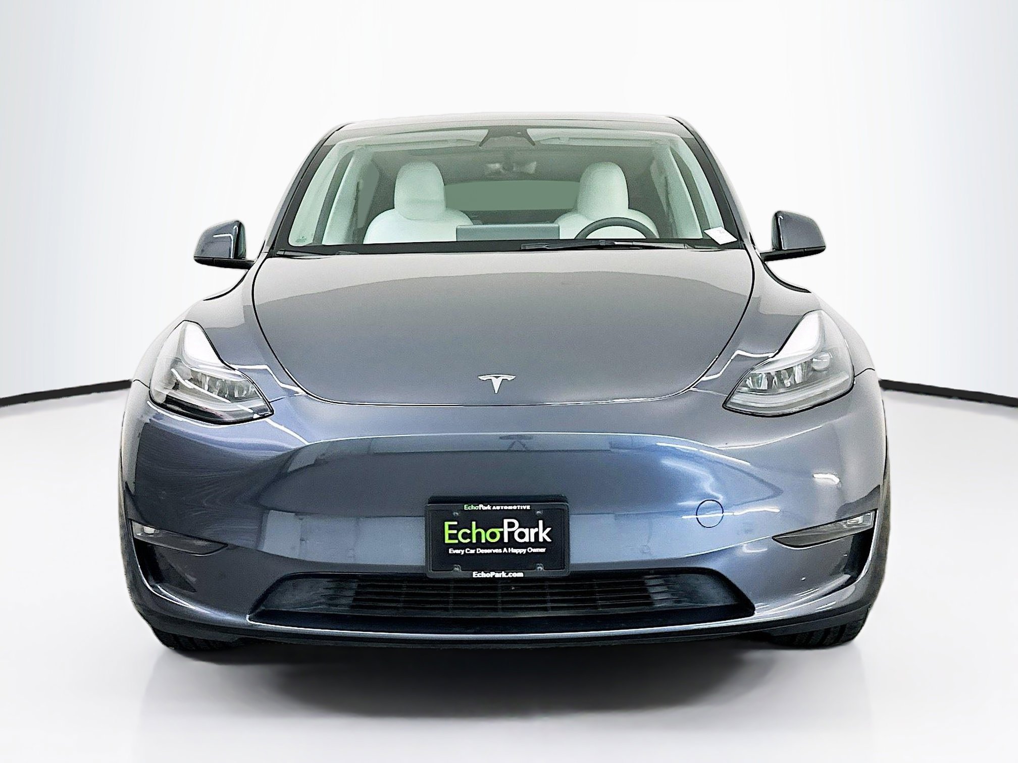 Used 2022 Tesla Model Y Long Range image 2