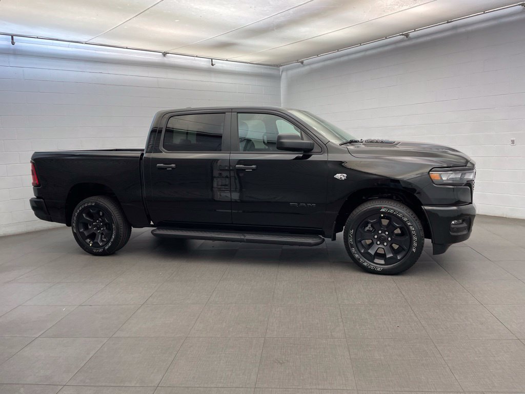 New 2026 RAM 1500 Express AWD/4WD image 2