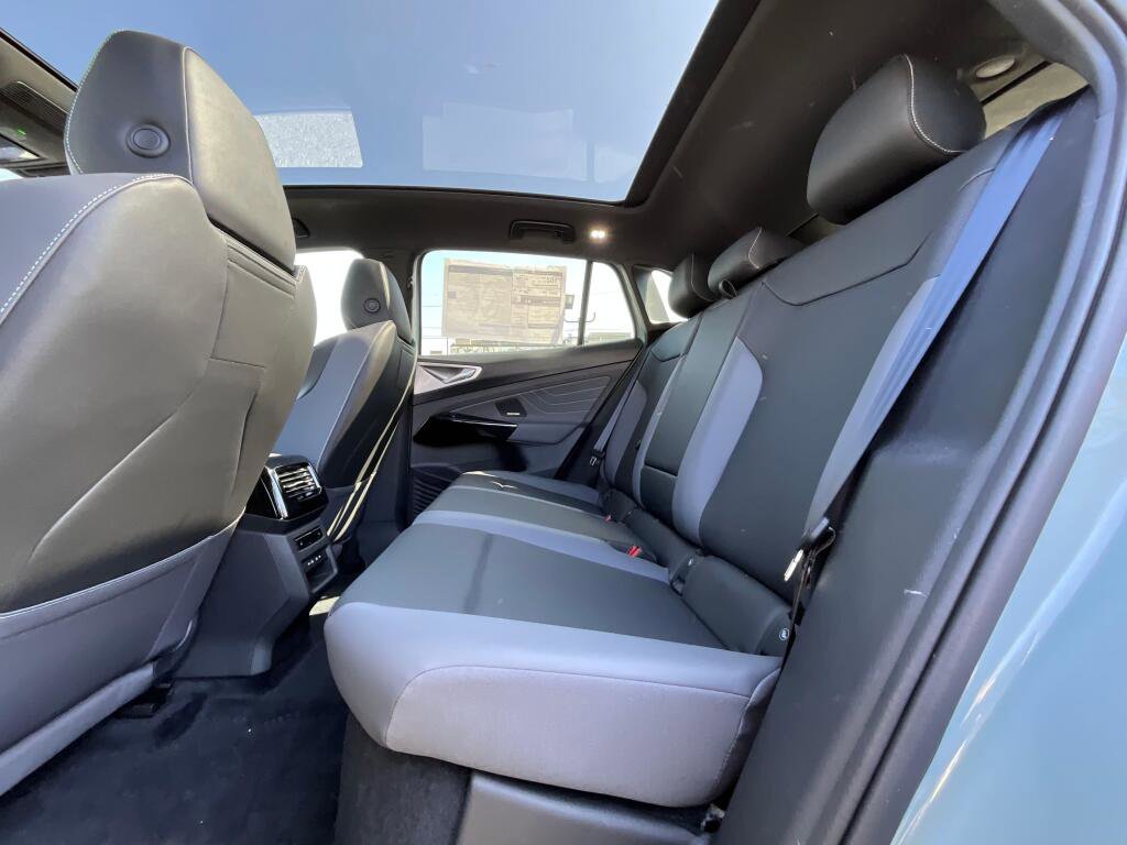 New 2026 Volkswagen ID.4 Pro S Plus AWD/4WD image 13