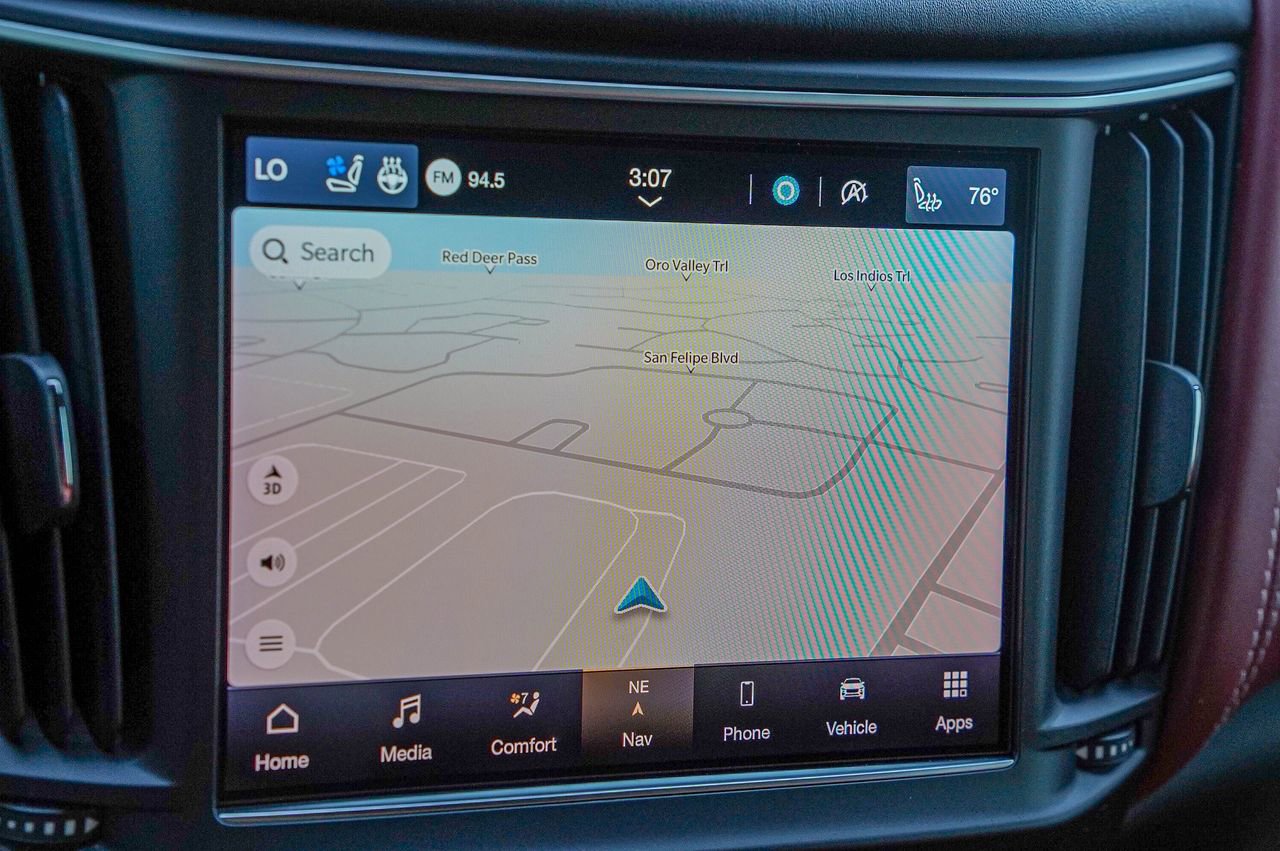 Certified 2022 Maserati Levante Modena S image 20