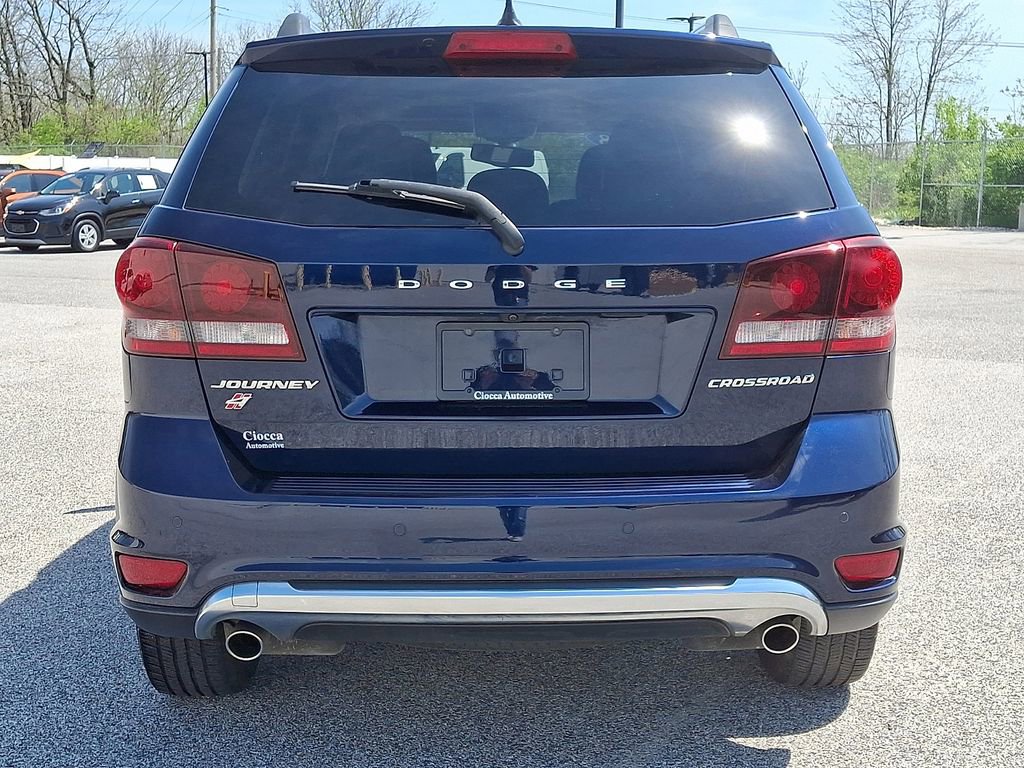 Used 2018 Dodge Journey Crossroad w/ Nav & Sun Group image 8