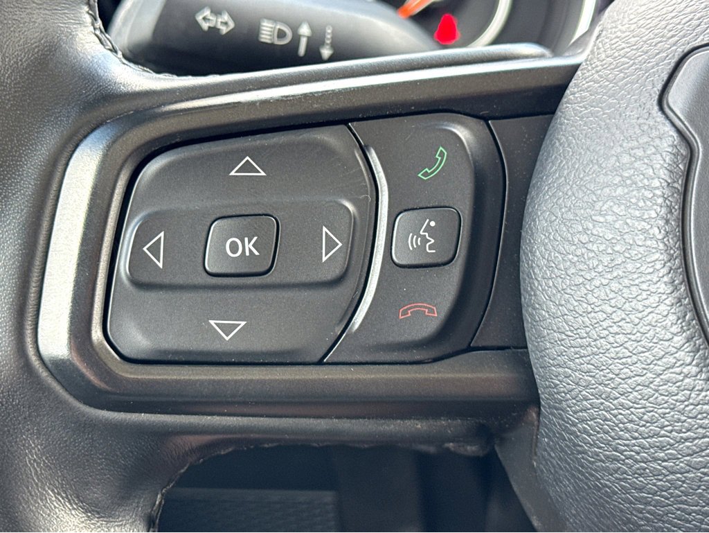 Certified 2022 Jeep Gladiator Willys image 16