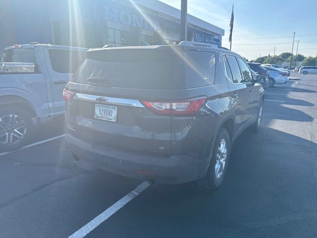 Used 2018 Chevrolet Traverse LT FWD image 9