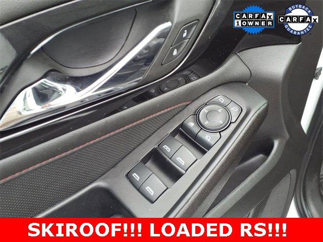 Used 2023 Chevrolet Traverse RS image 11