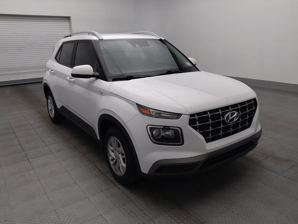 Used 2020 Hyundai Venue SEL FWD image 13