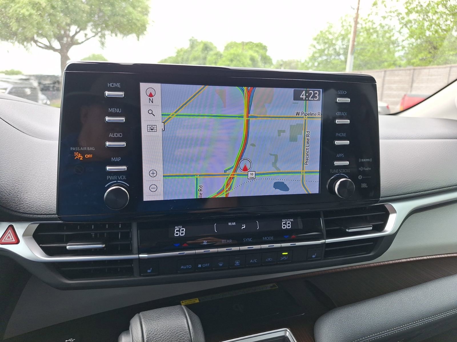 Used 2023 Toyota Sienna XLE w/ XLE Plus Package image 27