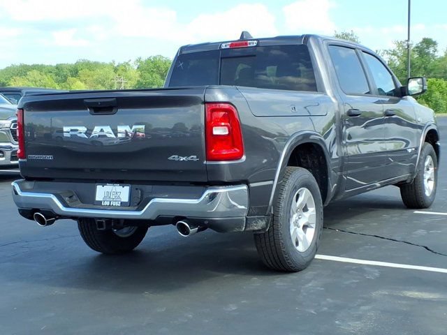 New 2026 RAM 1500 Big Horn AWD/4WD image 16