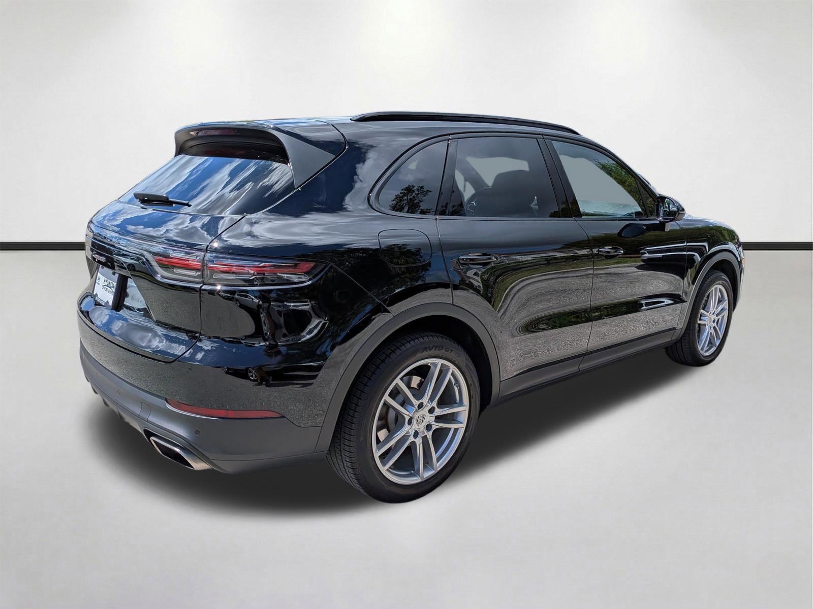 Used 2023 Porsche Cayenne AWD/4WD image 4