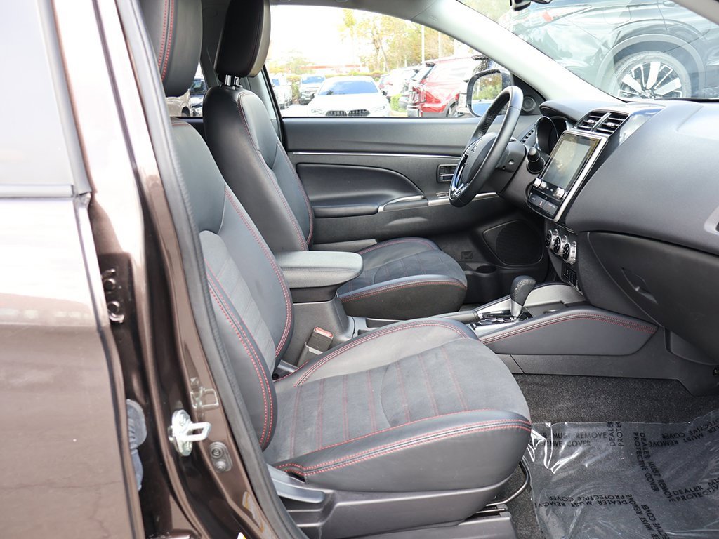 Used 2024 Mitsubishi Outlander Sport SE image 26