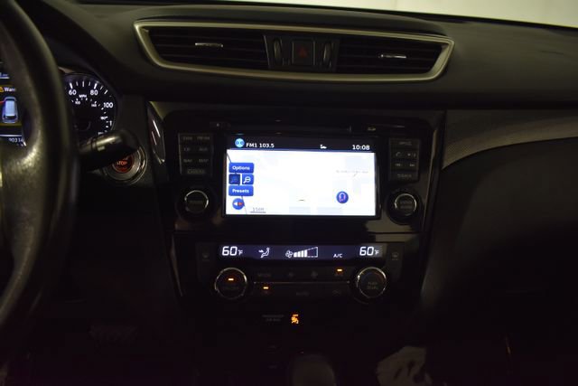 Used 2016 Nissan Rogue SL AWD/4WD image 19