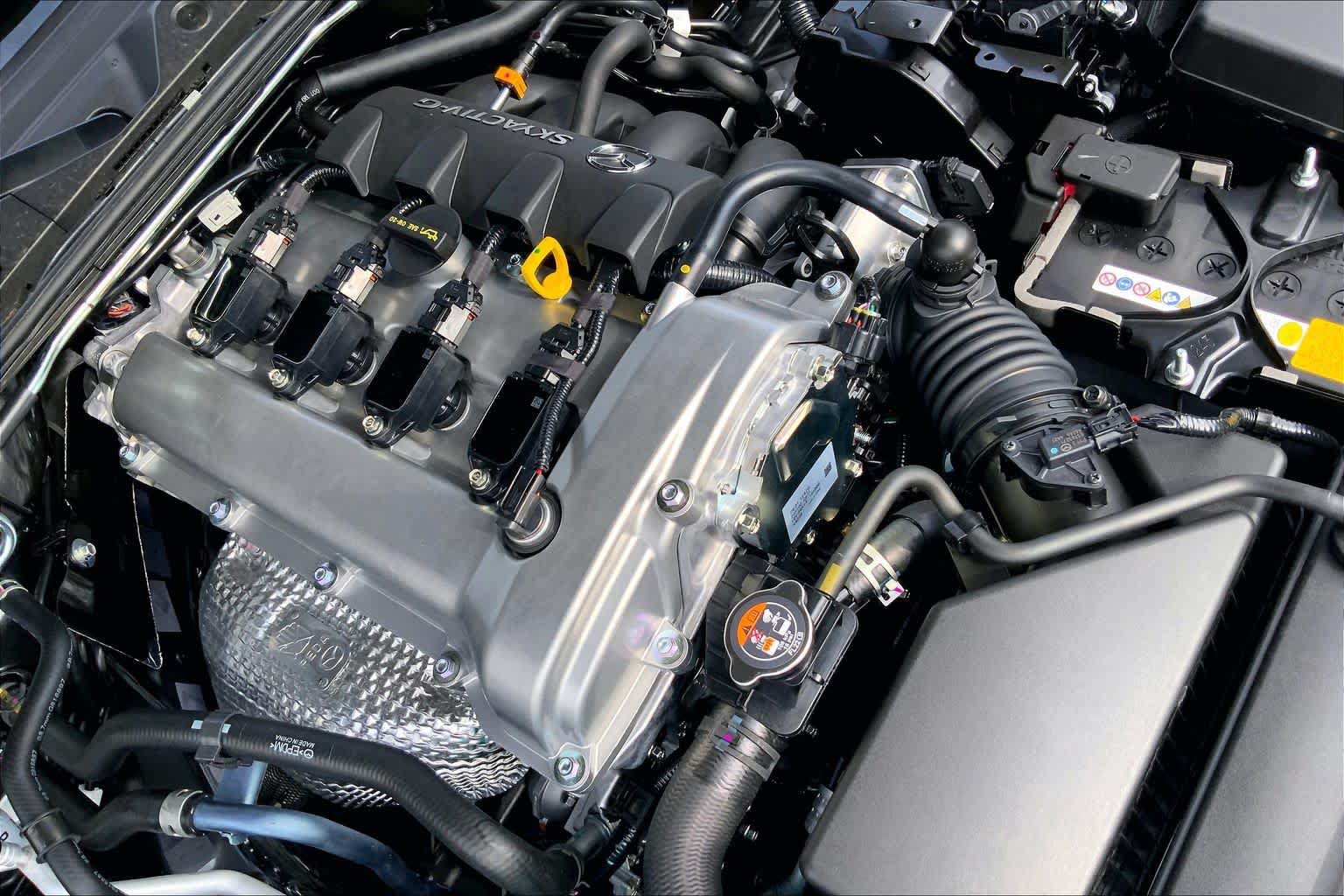New 2026 MAZDA MX-5 Miata RF Grand Touring RWD image 17