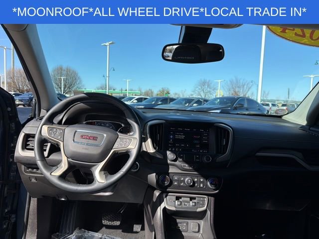 Used 2024 GMC Terrain Denali w/ Denali Premium Package image 22