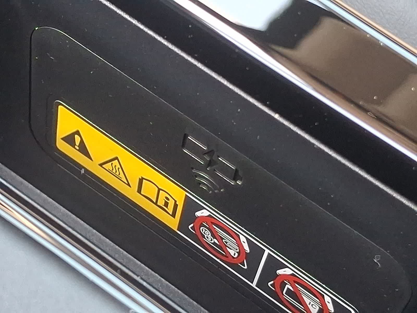 New 2026 Toyota Prius Plug-In Hybrid FWD image 18