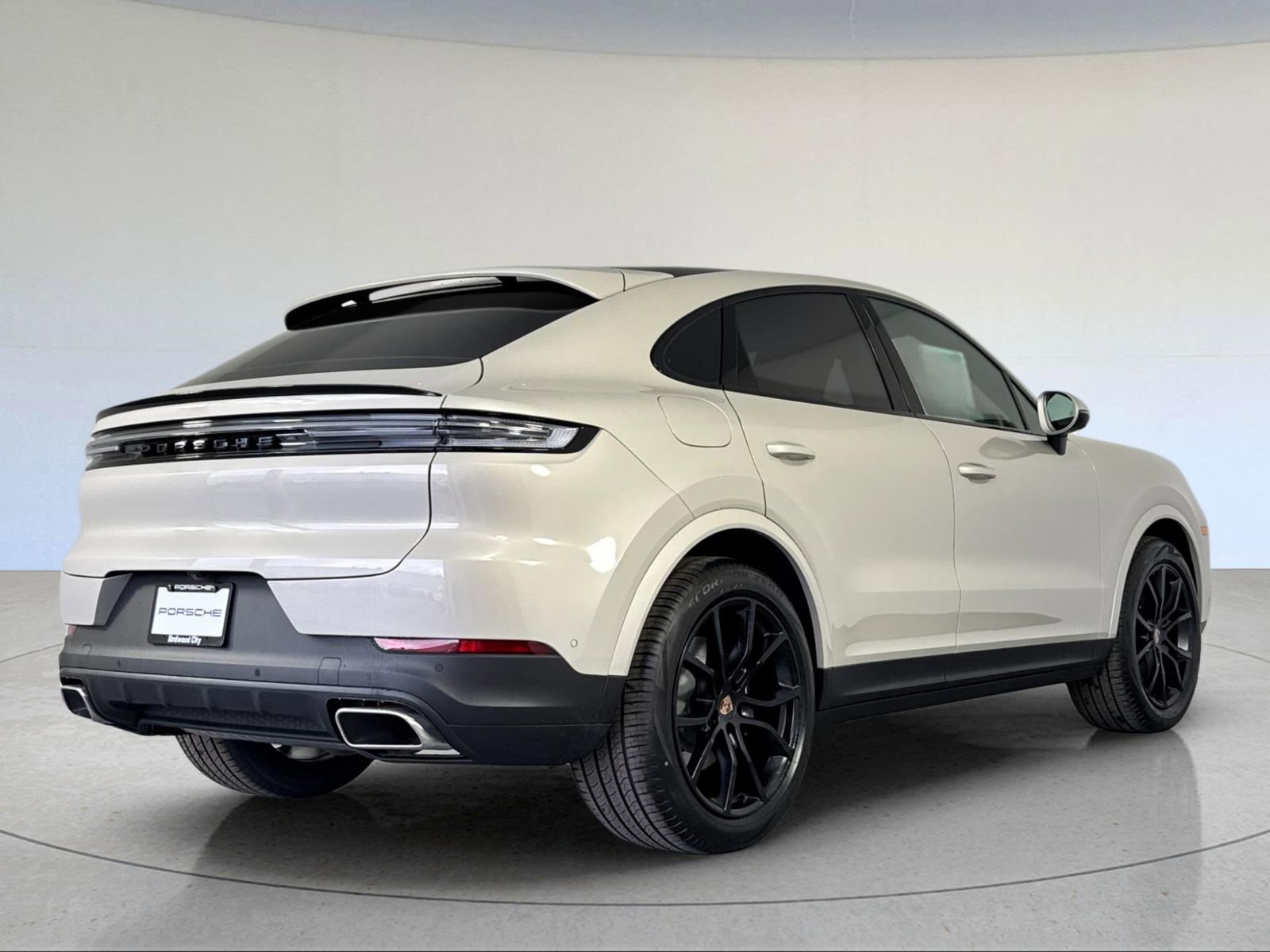 New 2026 Porsche Cayenne Coupe image 8