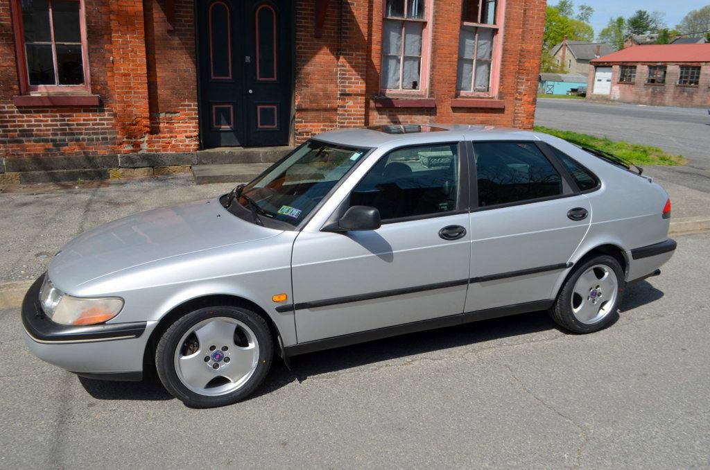 Used 1997 Saab 900 S FWD image 10