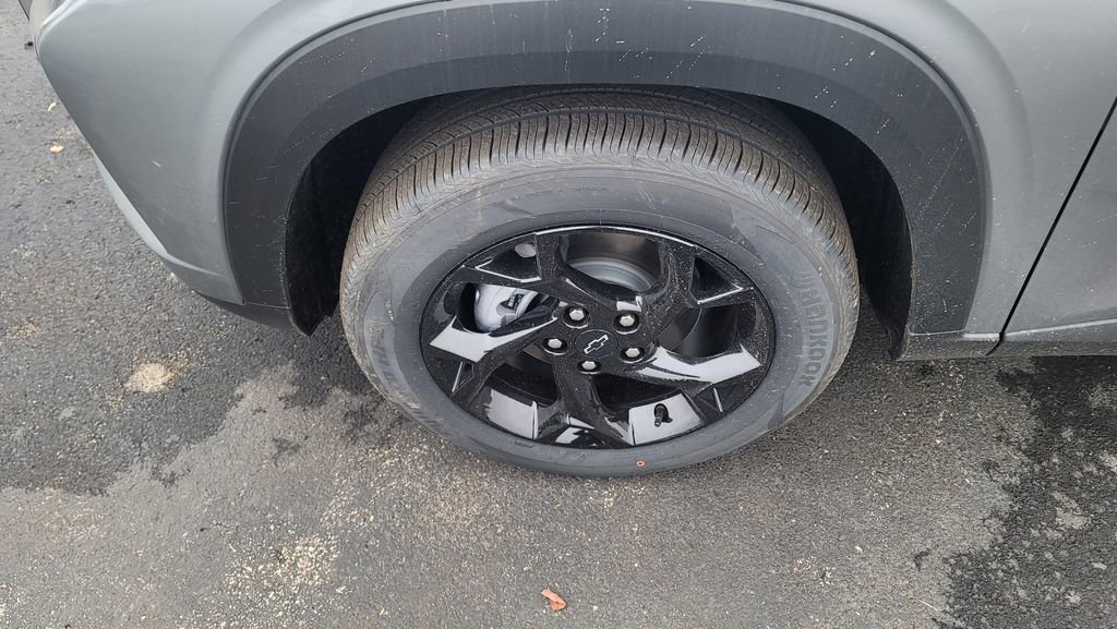 New 2026 Chevrolet Trax LT image 6