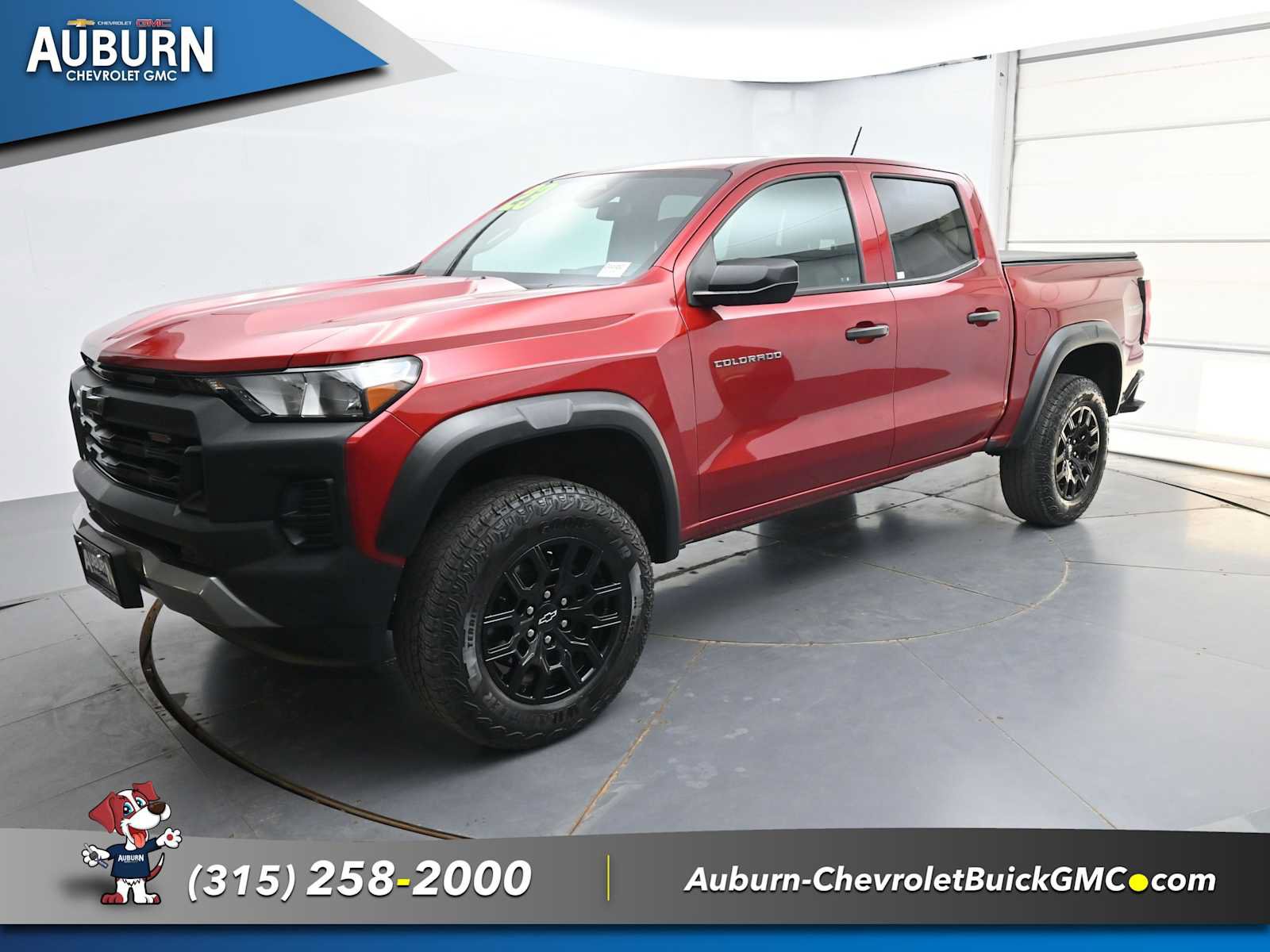 Used 2023 Chevrolet Colorado Trail Boss w/ Advanced Trailering Package AWD/4WD image 2