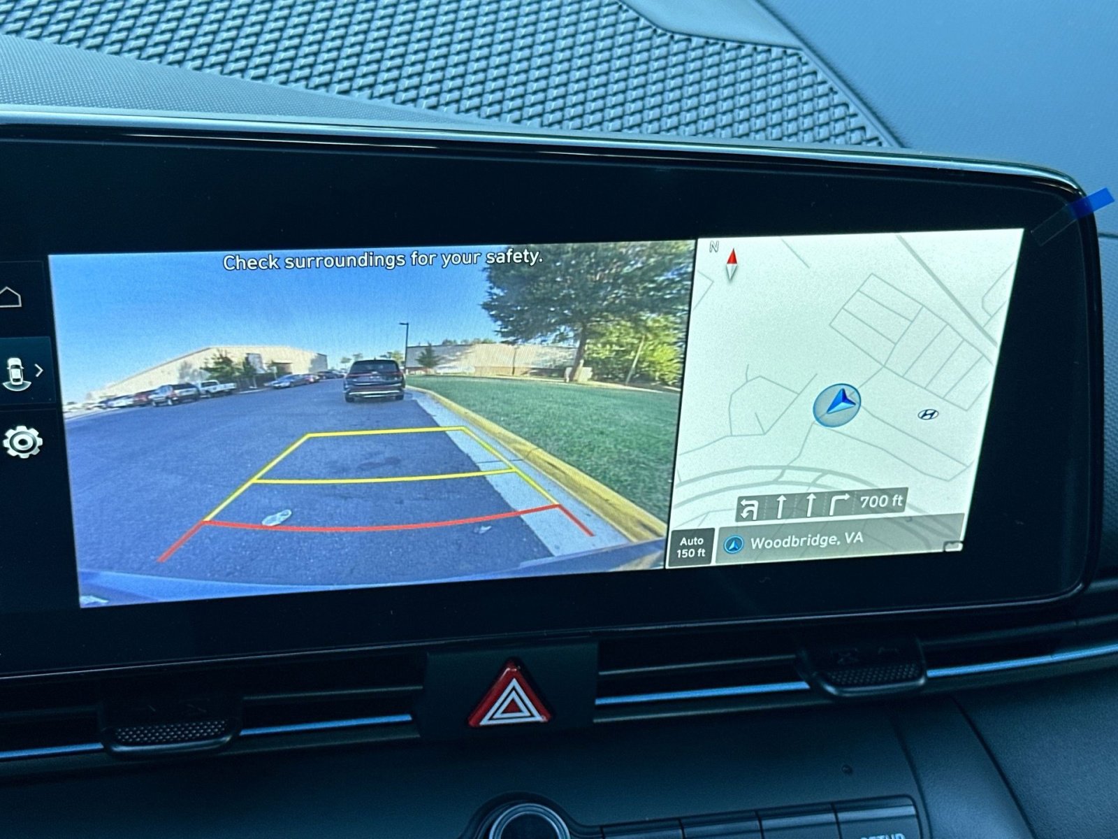 New 2025 Hyundai Elantra SEL image 18