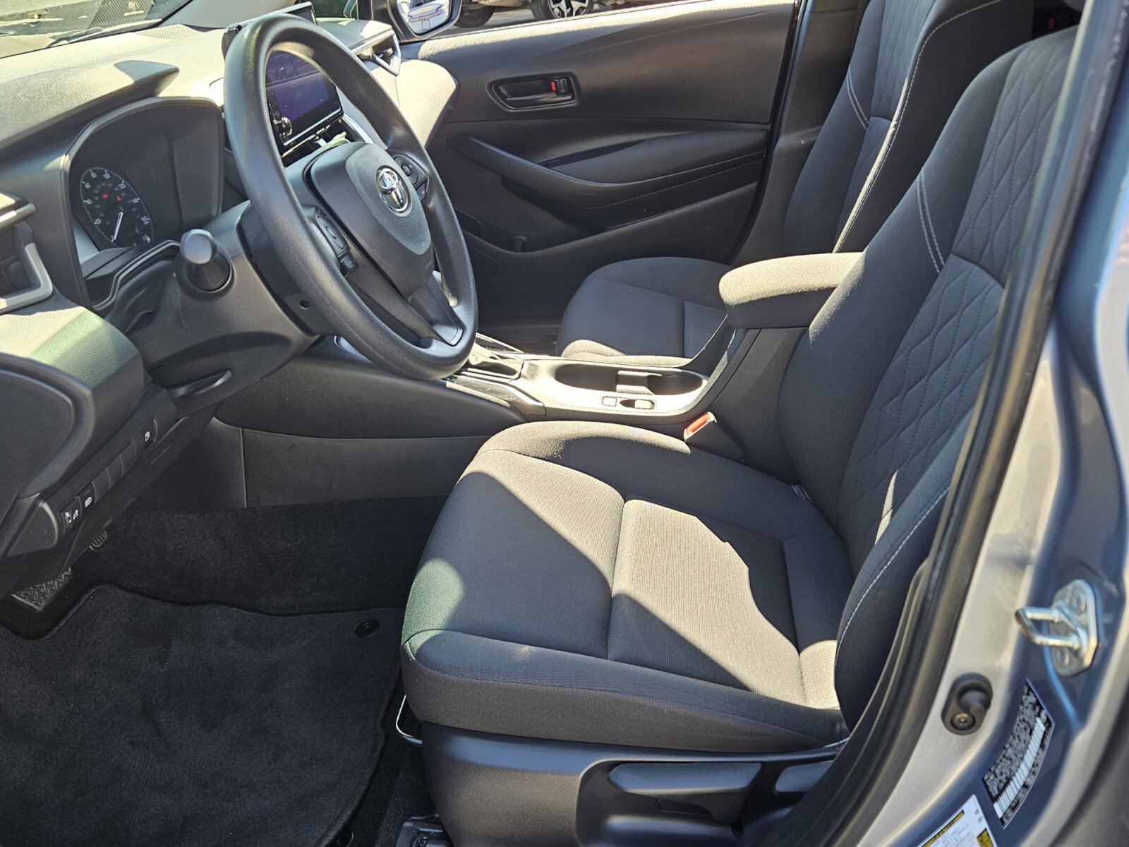 Certified 2023 Toyota Corolla LE image 4