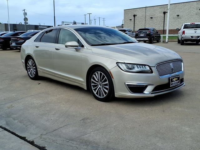 Used 2017 Lincoln MKZ Select w/ Select Plus Package FWD image 3