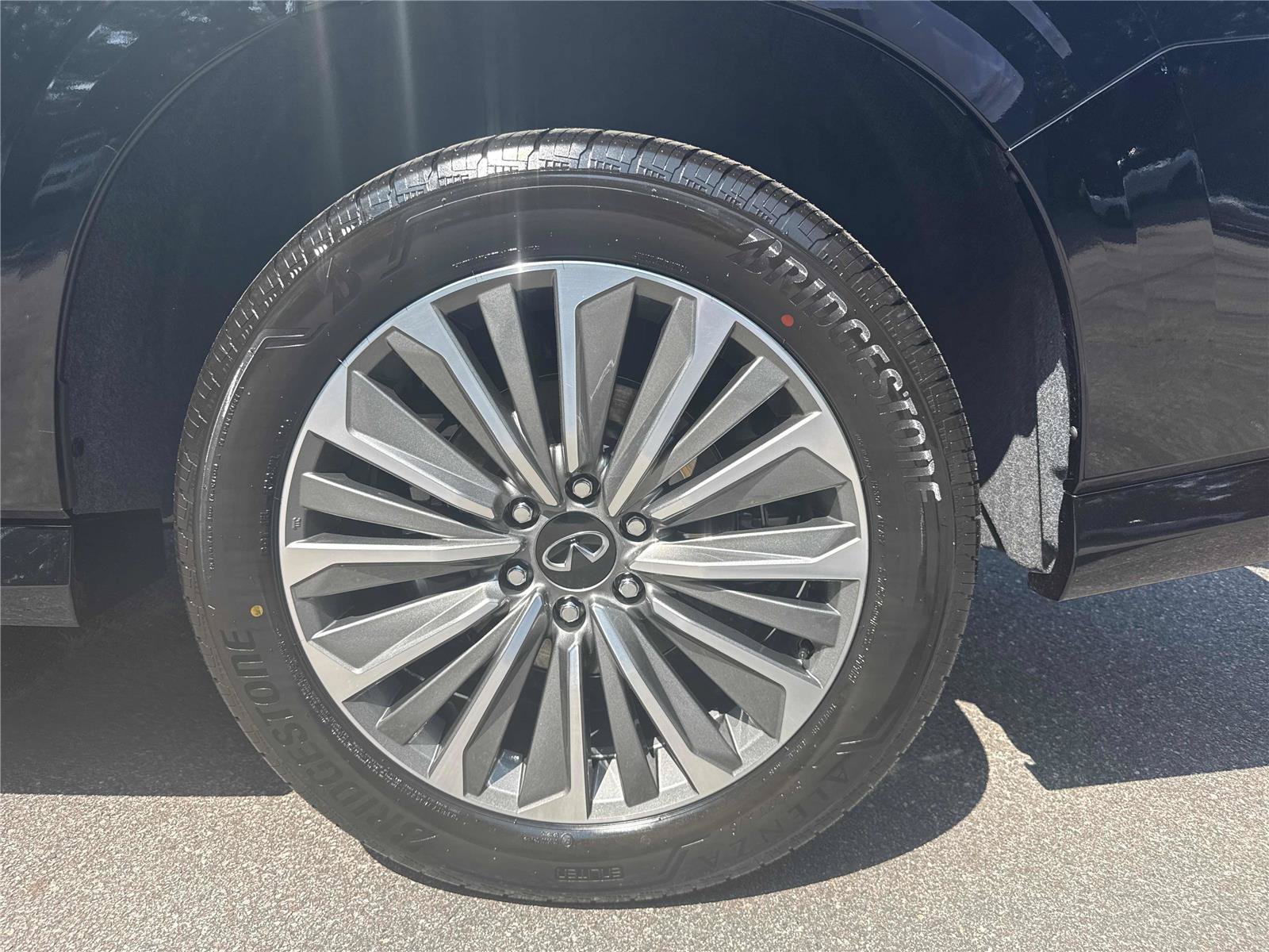 New 2027 INFINITI QX80 Luxe w/ Cargo Package AWD/4WD image 31