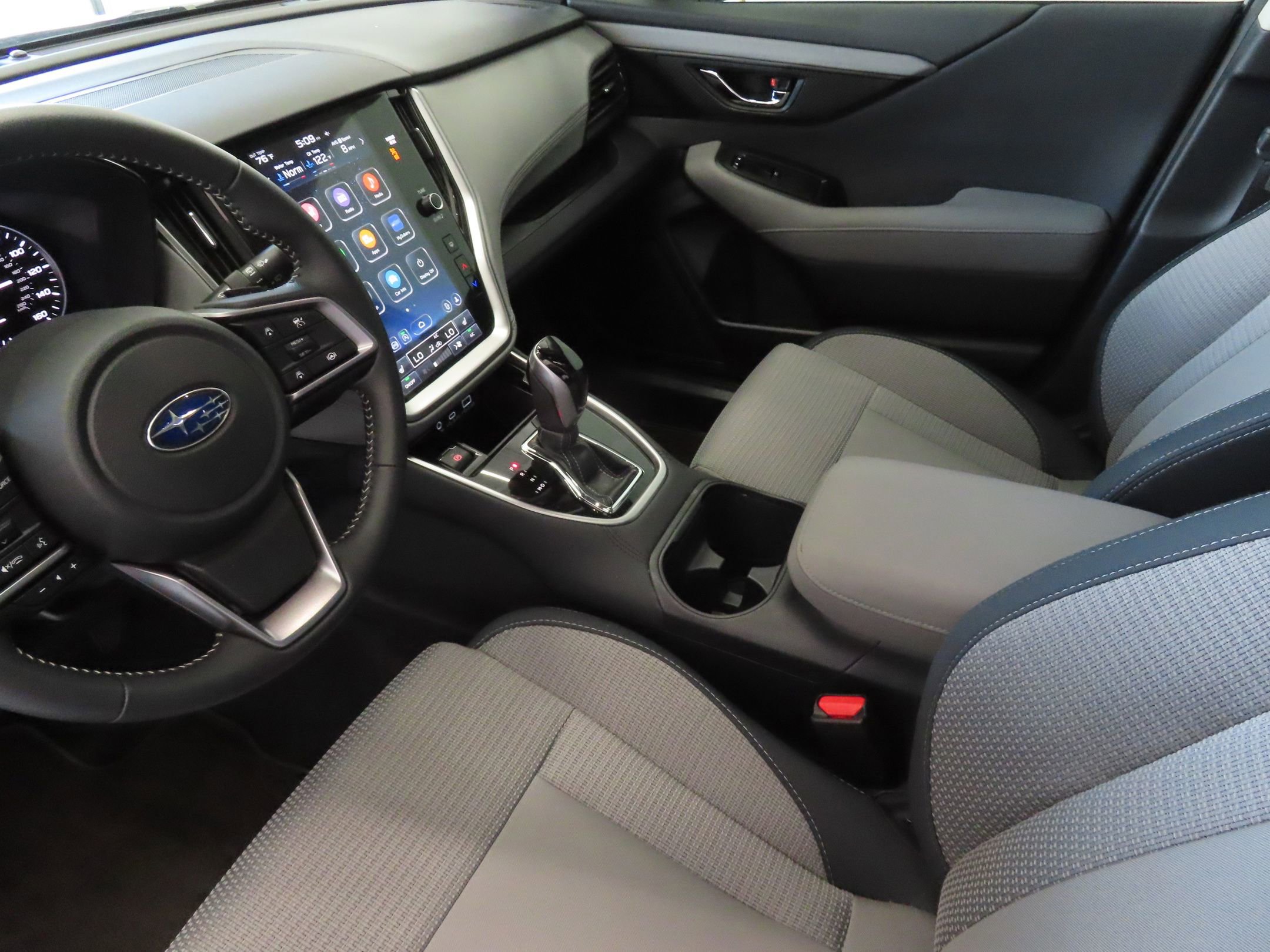 Certified 2025 Subaru Outback Premium w/ Popular Package #1 image 24