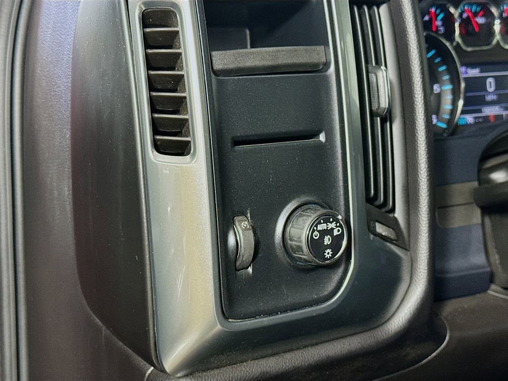 Used 2015 Chevrolet Silverado 1500 LT w/ Texas Edition, 1LT Trim RWD image 10